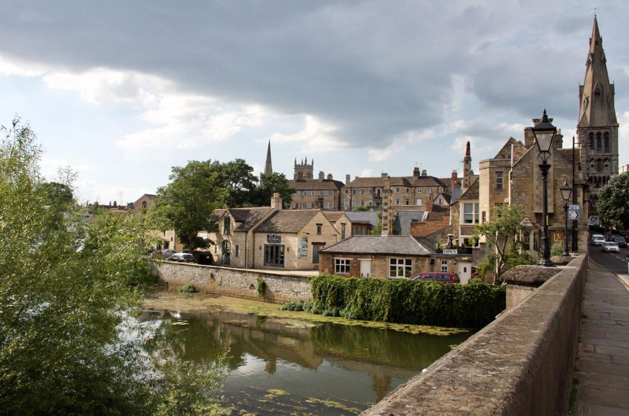 Old Bank Apartments Stamford Eksteriør billede